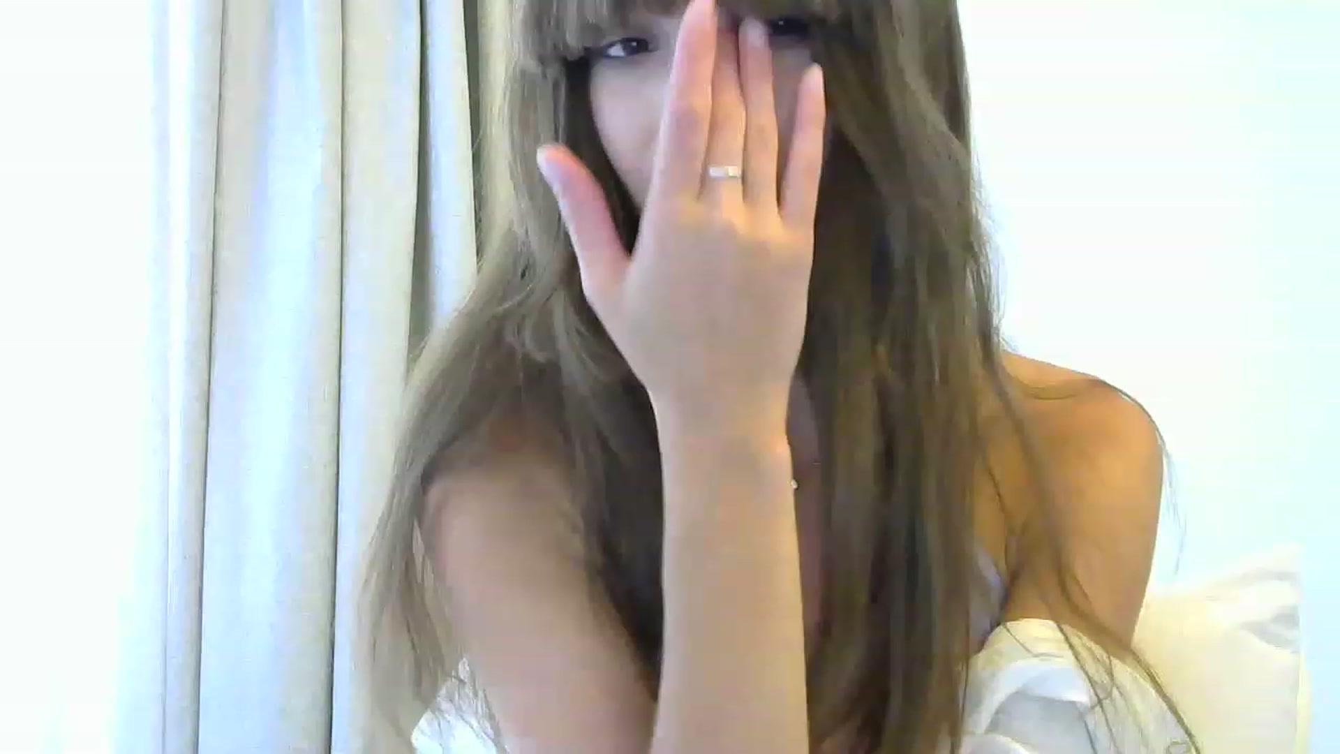 Gallery image thumbnail from Ice_Petal's myfreecams stream on, 05/16/2023, 11:26 image 8 of 20