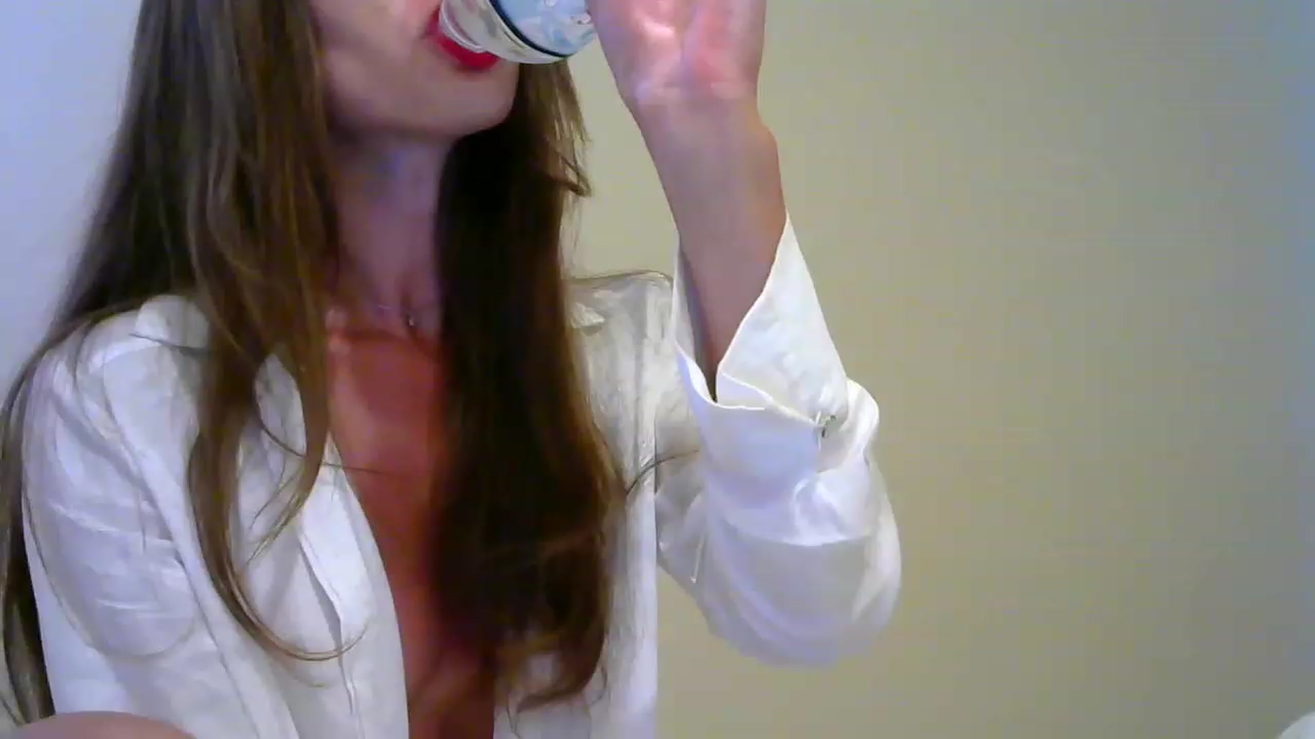 Gallery image thumbnail from Ice_Petal's myfreecams stream on, 06/03/2023, 16:14 image 5 of 20