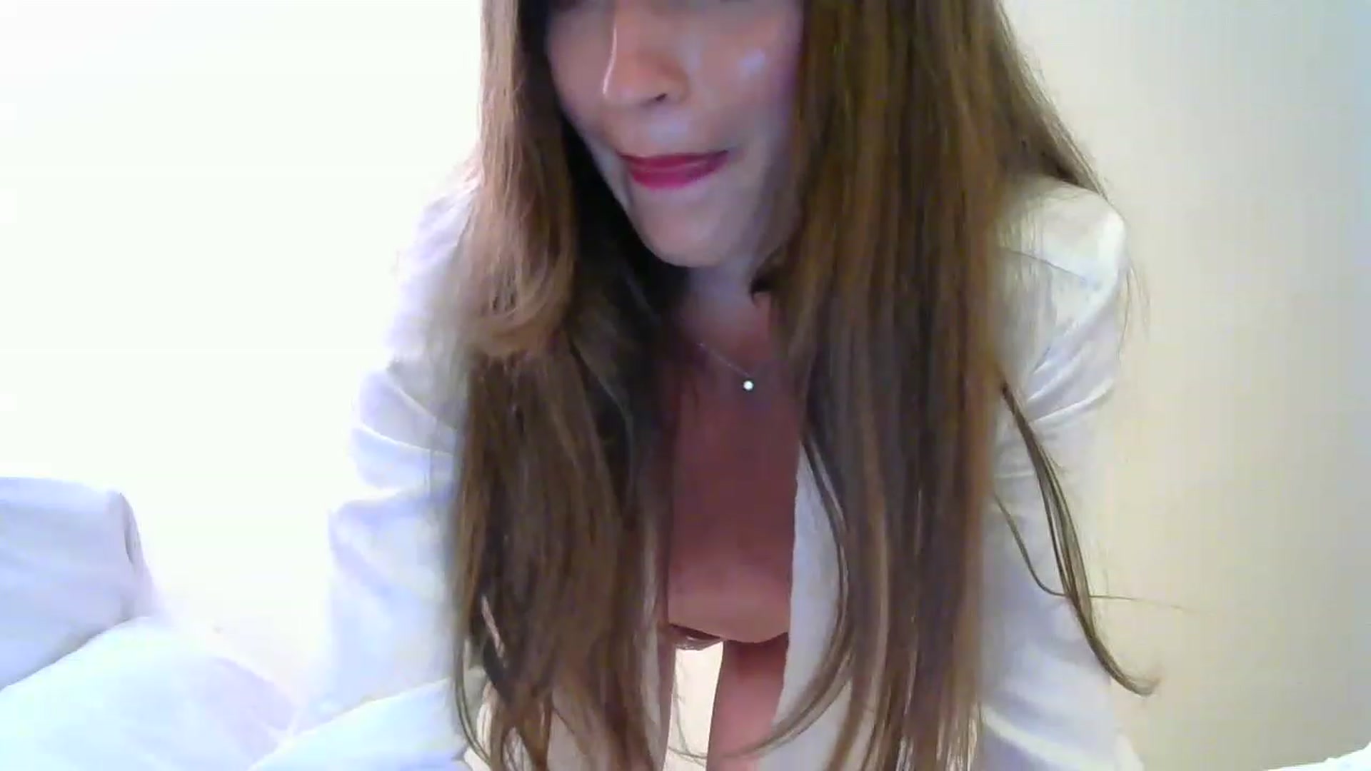 Gallery image thumbnail from Ice_Petal's myfreecams stream on, 06/05/2023, 16:37 image 8 of 20