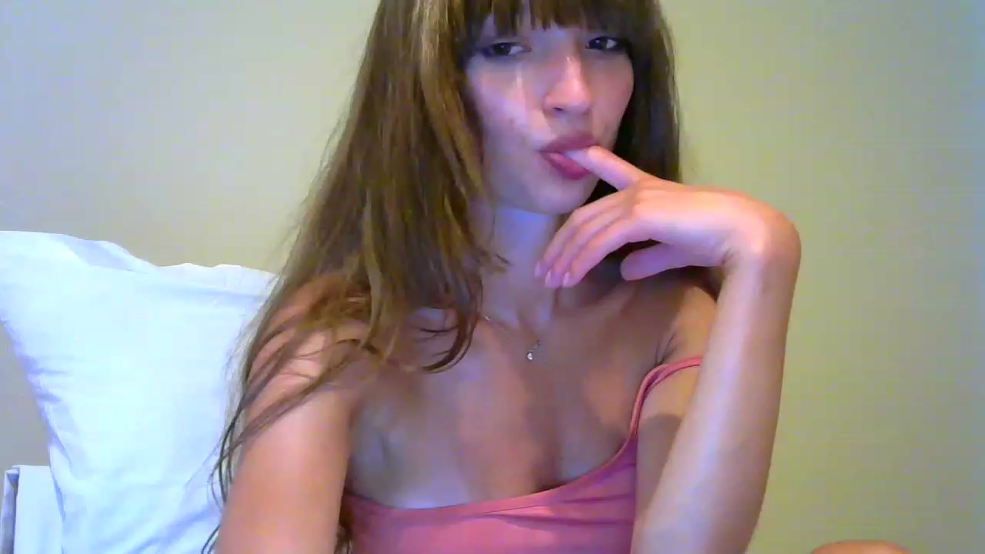 Gallery image thumbnail from Ice_Petal's myfreecams stream on, 06/08/2023, 17:46 image 6 of 20