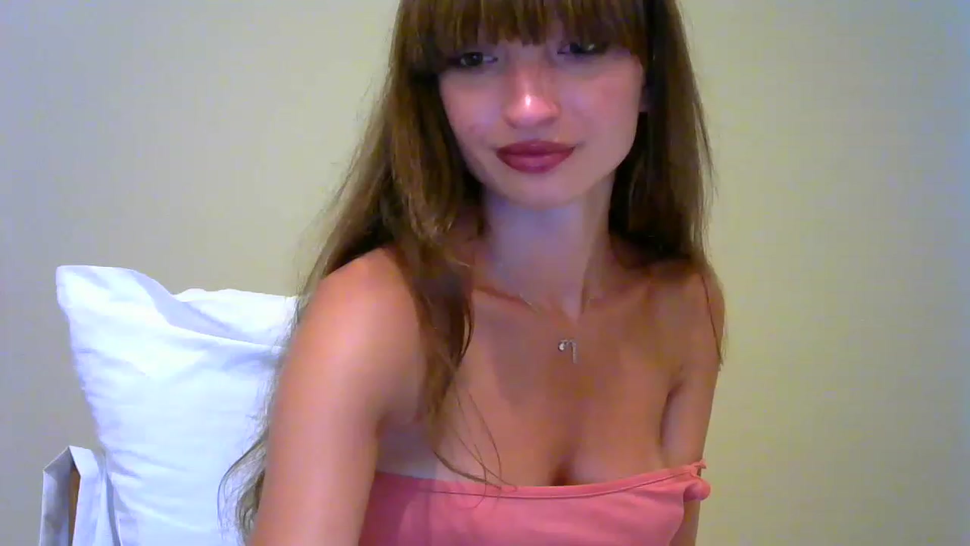 Gallery image thumbnail from Ice_Petal's myfreecams stream on, 06/08/2023, 17:46 image 14 of 20