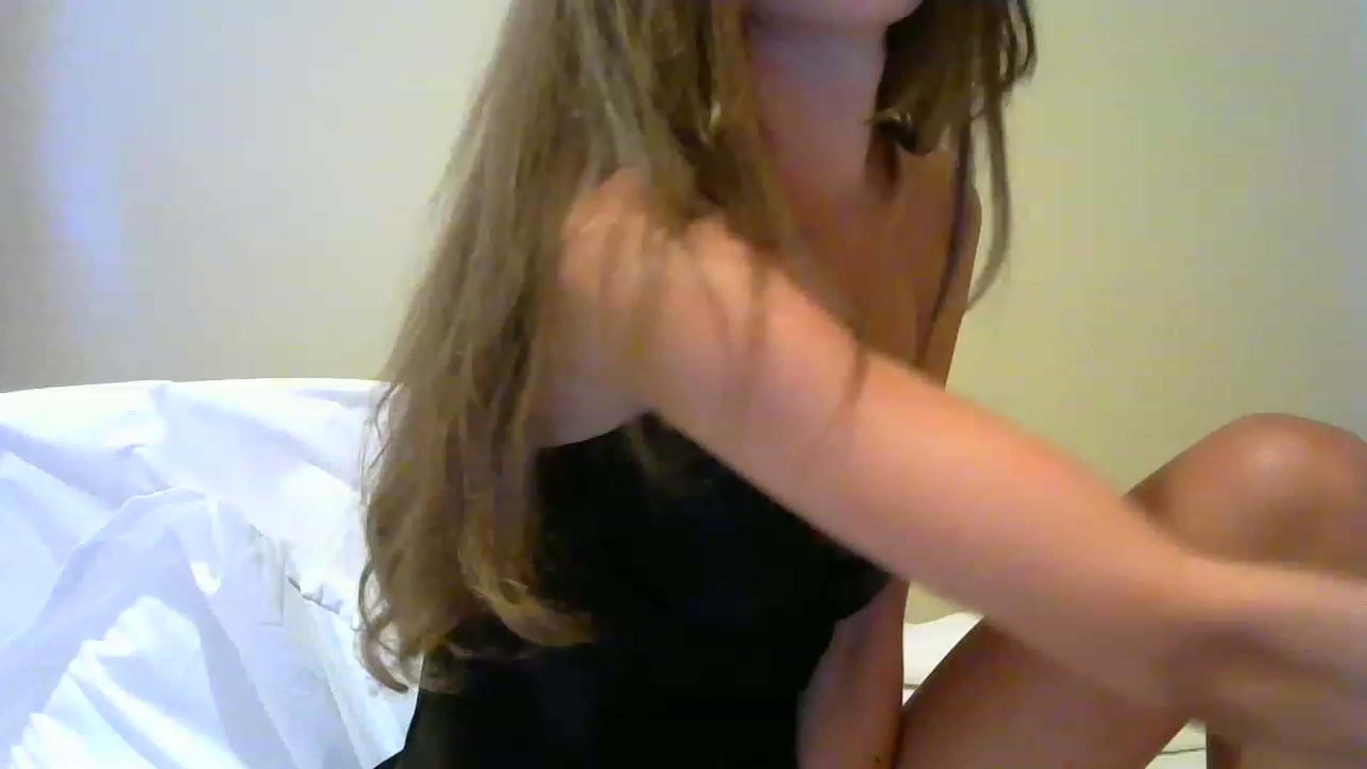 Gallery image thumbnail from Ice_Petal's myfreecams stream on, 06/12/2023, 16:56 image 13 of 20