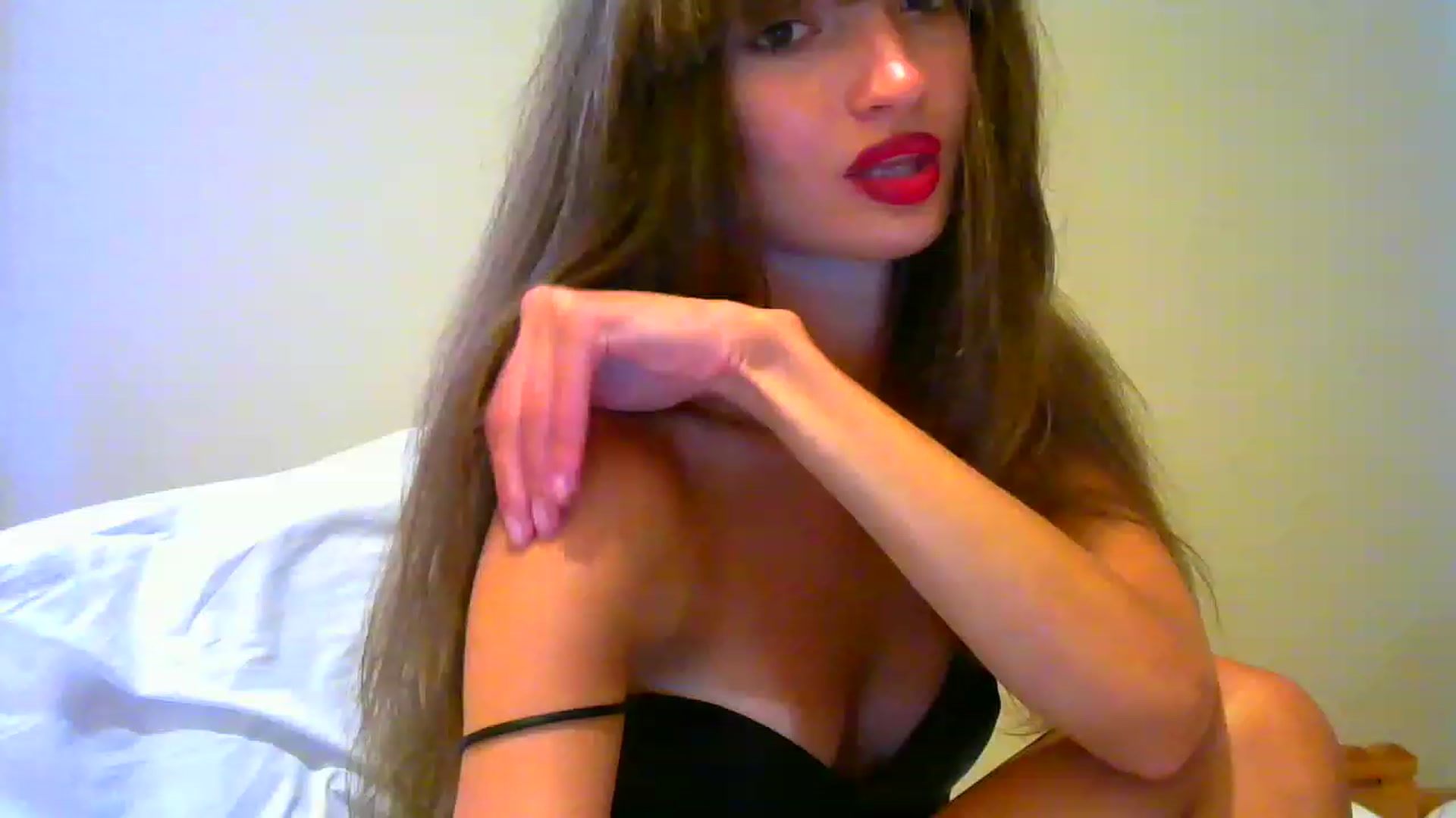 Gallery image thumbnail from Ice_Petal's myfreecams stream on, 06/14/2023, 17:01 image 15 of 20