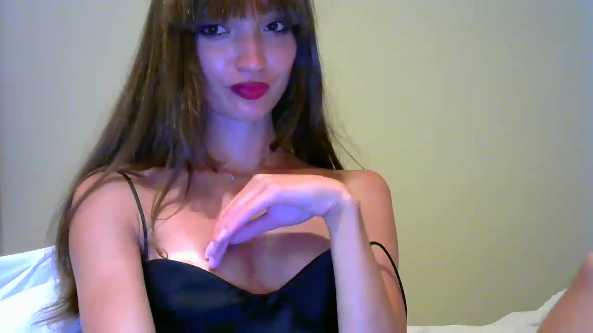 Gallery image thumbnail from Ice_Petal's myfreecams stream on, 06/16/2023, 20:08 image 15 of 20
