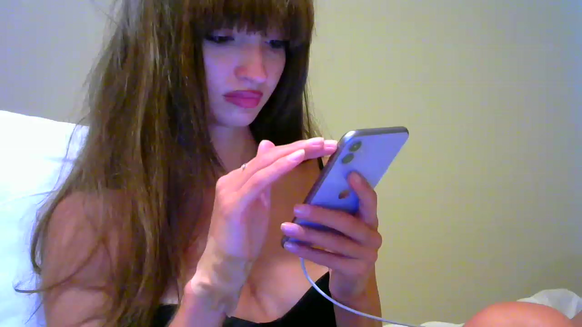 Gallery image thumbnail from Ice_Petal's myfreecams stream on, 06/26/2023, 18:34 image 6 of 20