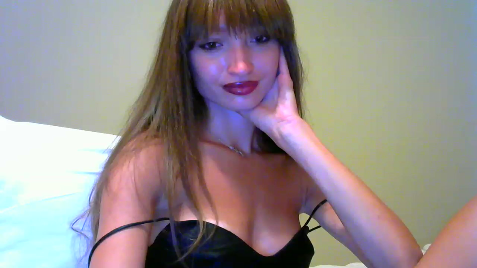 Gallery image thumbnail from Ice_Petal's myfreecams stream on, 06/26/2023, 18:34 image 18 of 20
