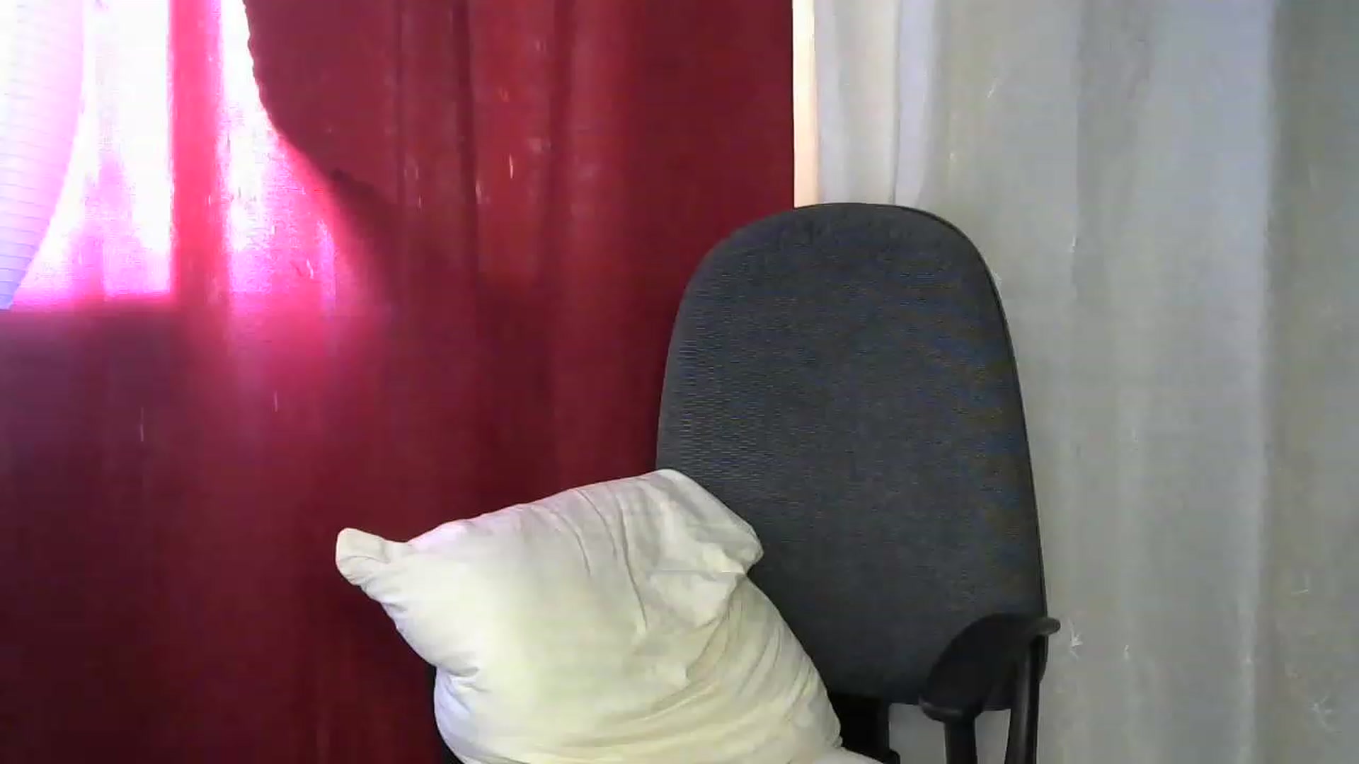 Gallery image thumbnail from Ice_Petal's myfreecams stream on, 07/16/2023, 11:46 image 3 of 20