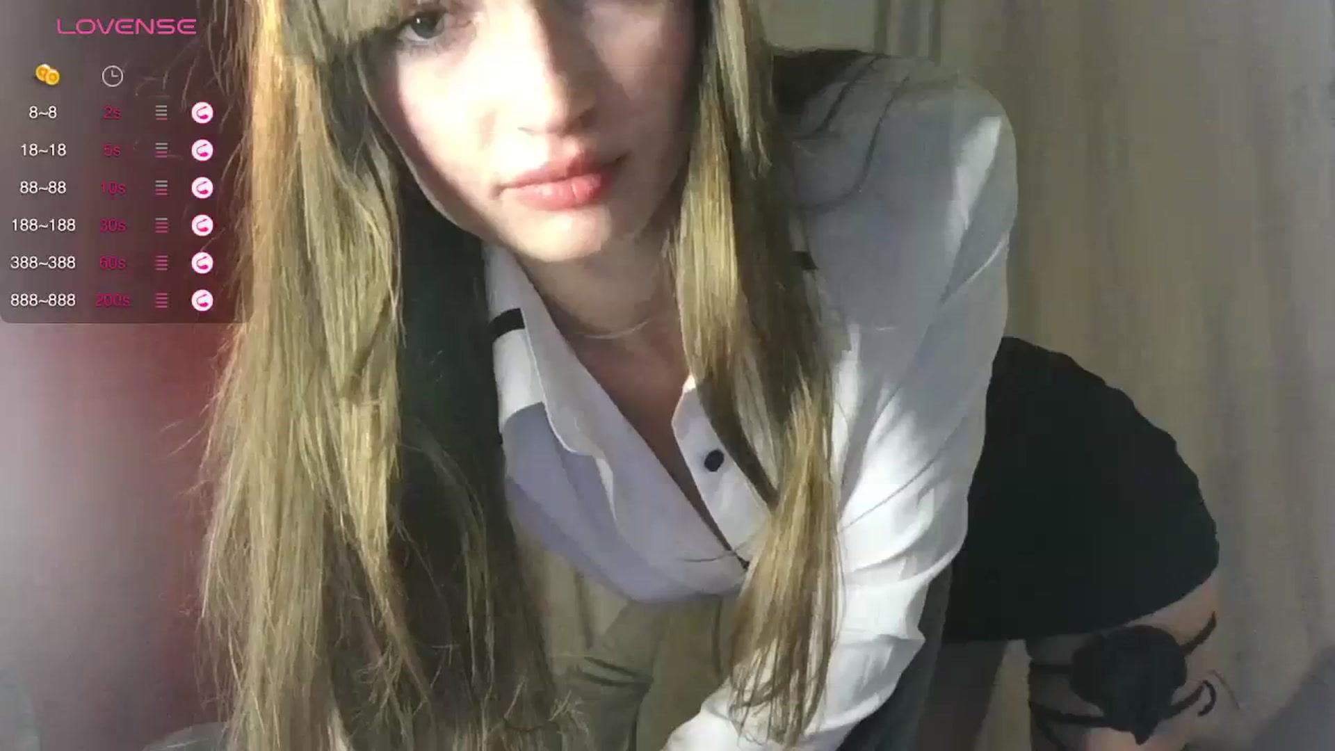 Gallery image thumbnail from Ice_Petal's myfreecams stream on, 09/04/2023, 20:46 image 14 of 20