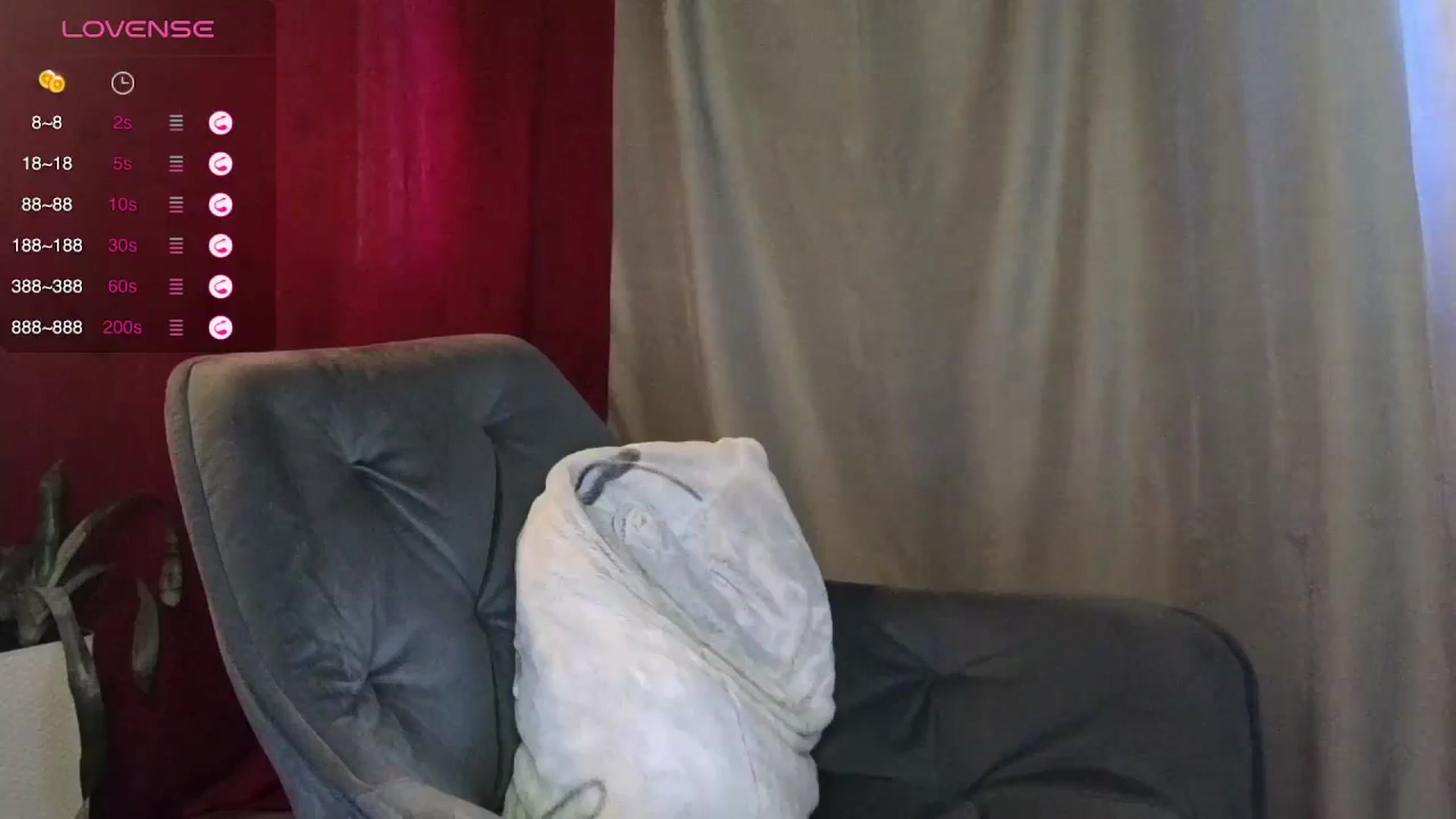 Gallery image thumbnail from Ice_Petal's myfreecams stream on, 09/15/2023, 17:47 image 14 of 20