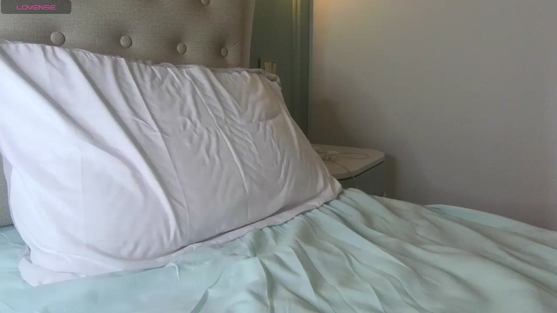Gallery image thumbnail from Ice_Petal's myfreecams stream on, 11/08/2023, 13:41 image 9 of 20