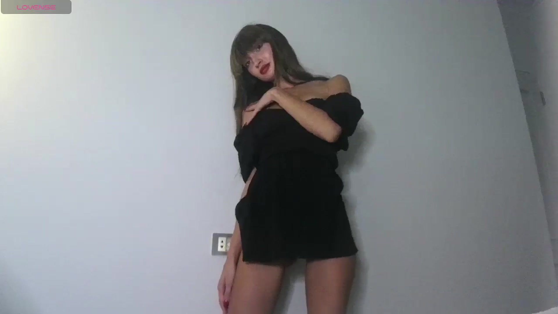 Gallery image thumbnail from Ice_Petal's myfreecams stream on, 11/16/2023, 15:50 image 15 of 20