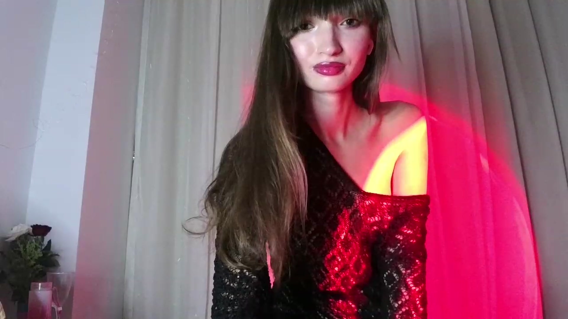 Gallery image thumbnail from Ice_Petal's myfreecams stream on, 12/09/2023, 18:36 image 16 of 20