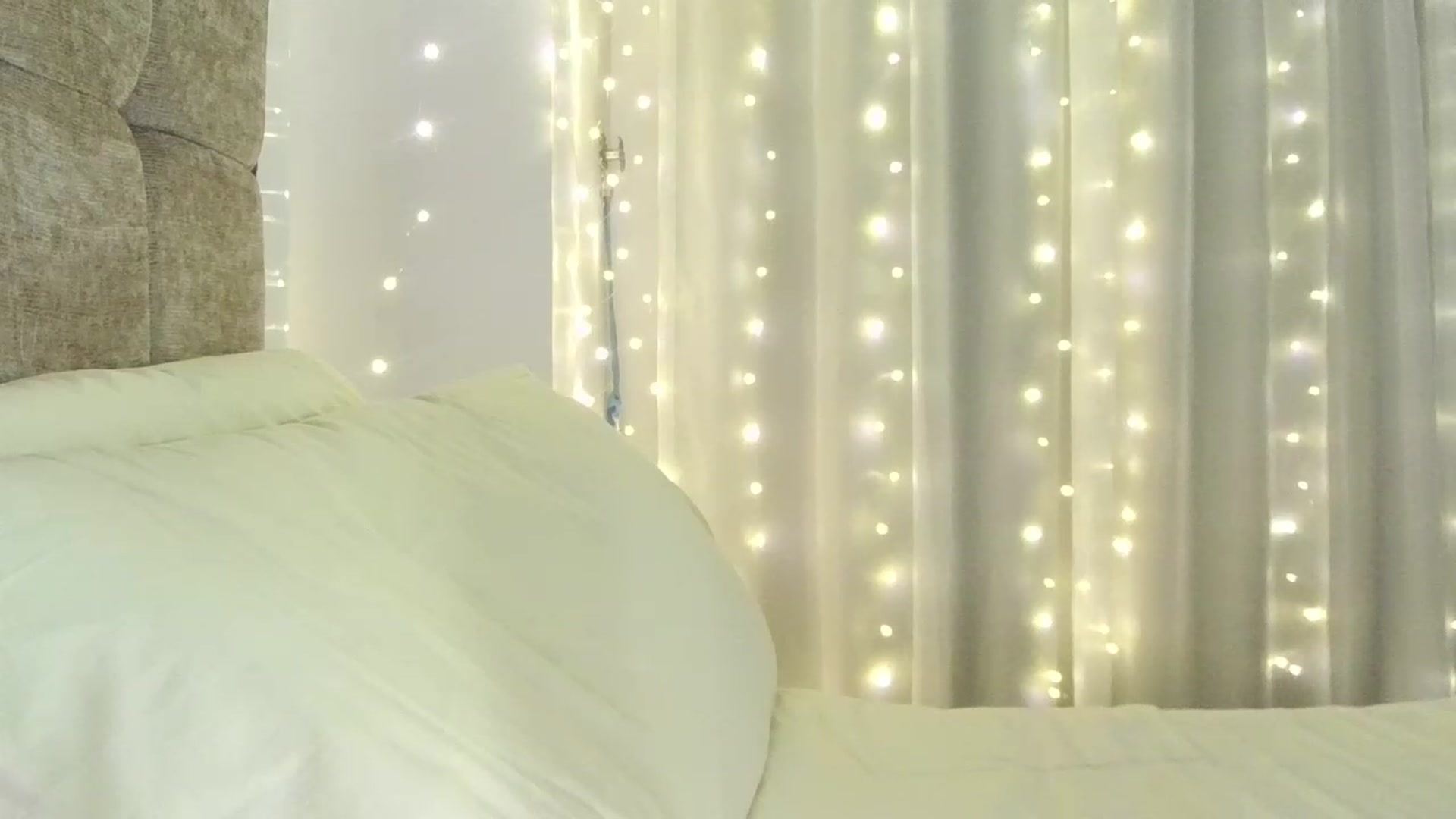 Gallery image thumbnail from Ice_Petal's myfreecams stream on, 01/29/2024, 23:03 image 13 of 20