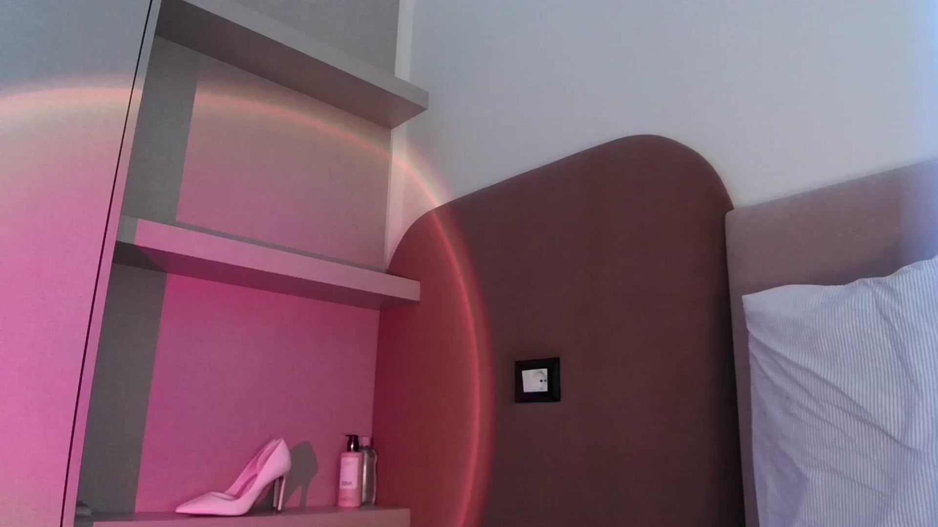 Gallery image thumbnail from Ice_Petal's myfreecams stream on, 03/22/2024, 13:24 image 16 of 20