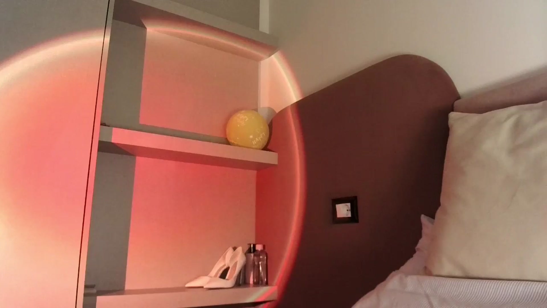 Gallery image thumbnail from Ice_Petal's myfreecams stream on, 03/30/2024, 17:47 image 10 of 20