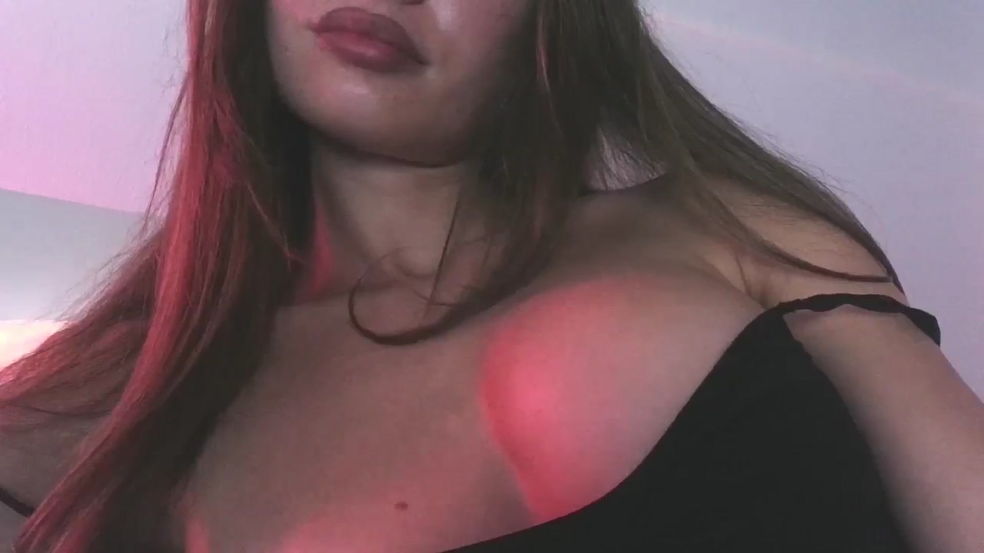 Gallery image thumbnail from Ice_Petal's myfreecams stream on, 05/28/2024, 18:29 image 16 of 20