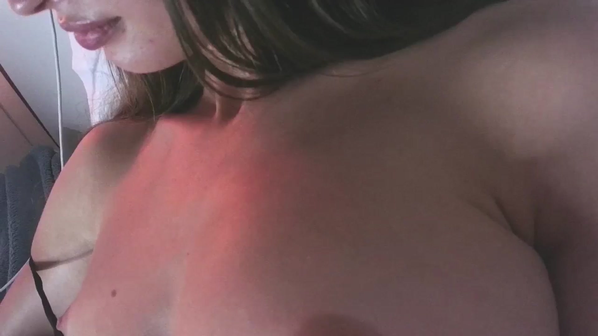Gallery image thumbnail from Ice_Petal's myfreecams stream on, 06/04/2024, 21:50 image 5 of 20