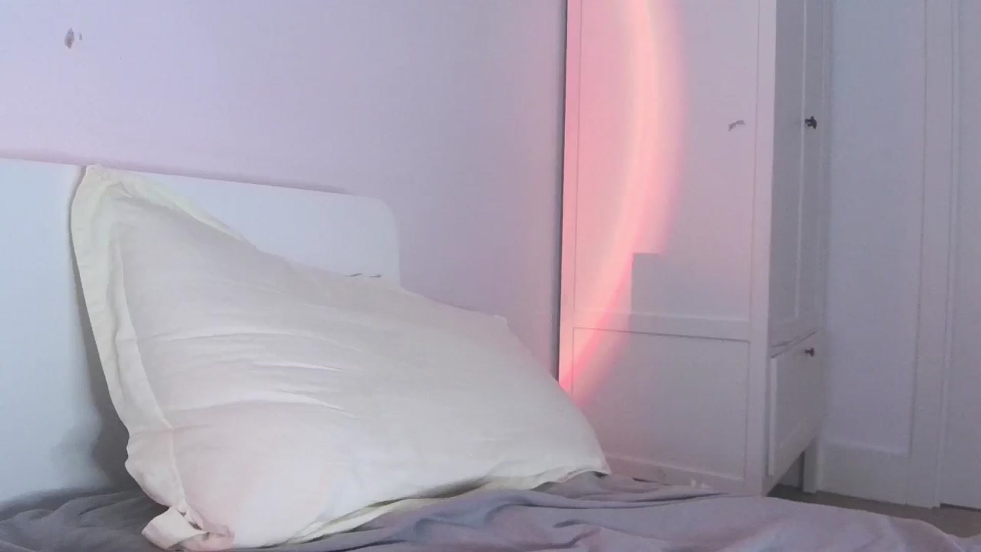 Gallery image thumbnail from Ice_Petal's myfreecams stream on, 06/17/2024, 17:35 image 19 of 20