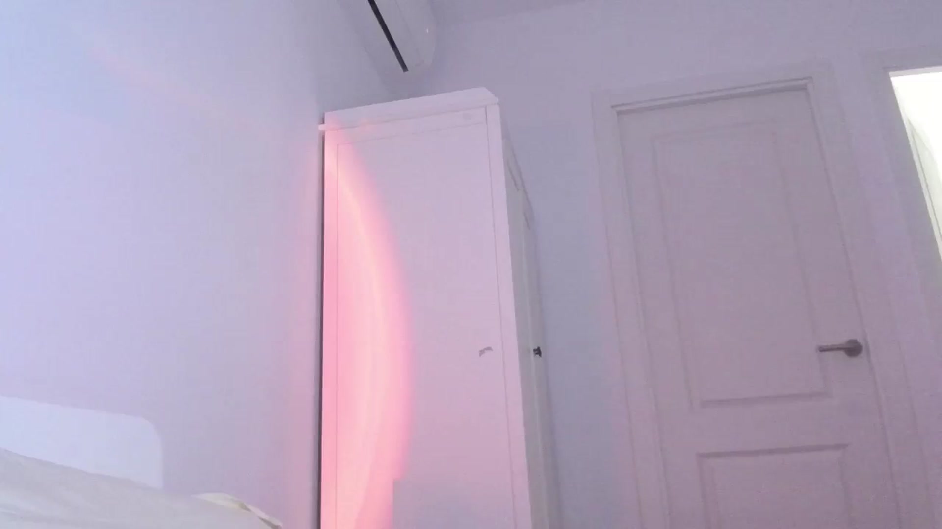 Gallery image thumbnail from Ice_Petal's myfreecams stream on, 06/20/2024, 21:39 image 19 of 20
