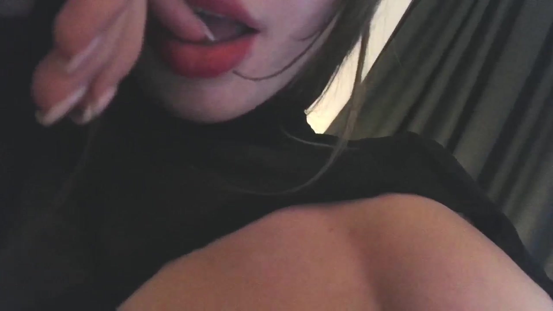 Gallery image thumbnail from Ice_Petal's myfreecams stream on, 07/04/2024, 17:49 image 16 of 20
