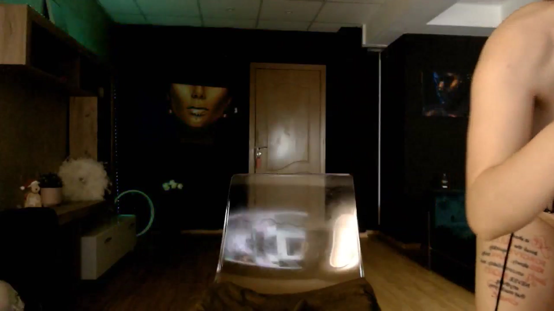 Gallery image thumbnail from Iceeyes1's myfreecams stream on, 01/24/2025, 09:56 image 7 of 20