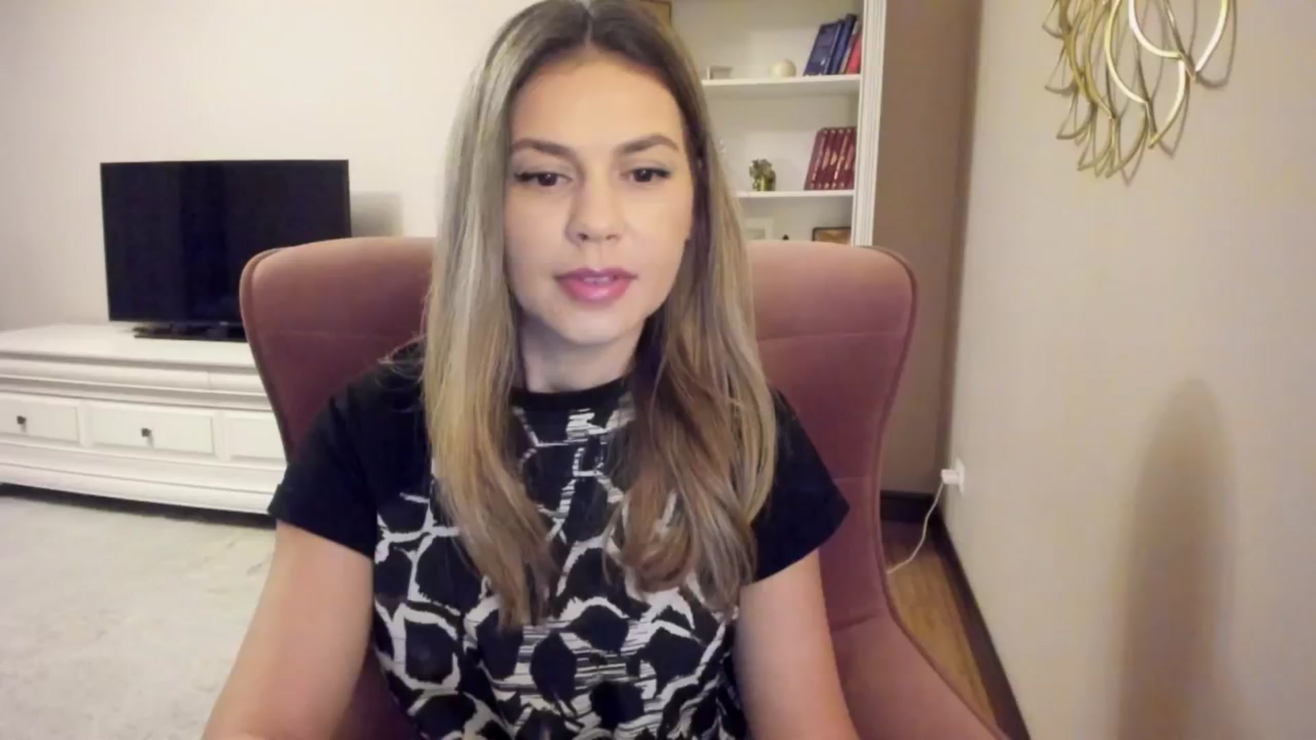 Gallery image thumbnail from IceyGirl's myfreecams stream on, 09/10/2024, 01:58 image 20 of 20