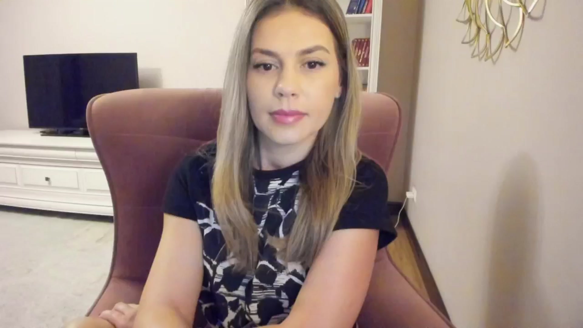 Gallery image thumbnail from IceyGirl's myfreecams stream on, 09/10/2024, 03:26 image 1 of 20
