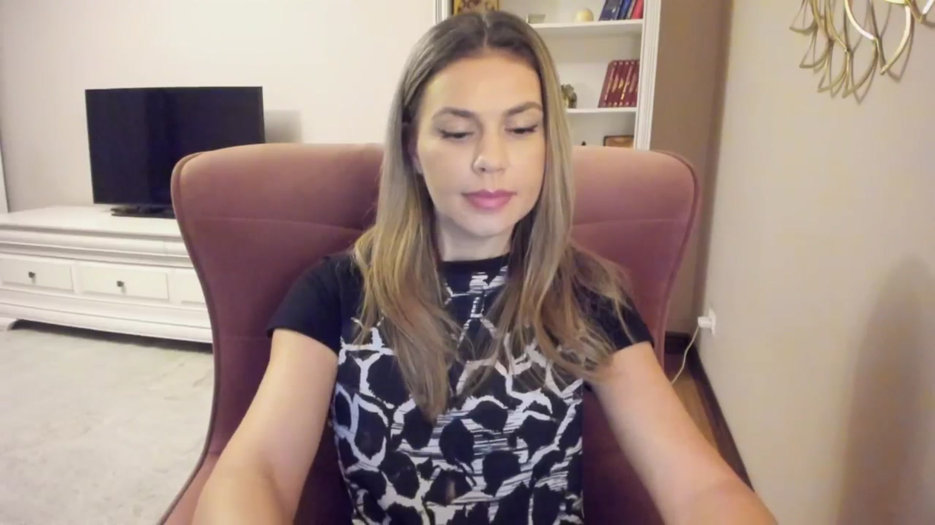 Gallery image thumbnail from IceyGirl's myfreecams stream on, 09/10/2024, 03:26 image 20 of 20