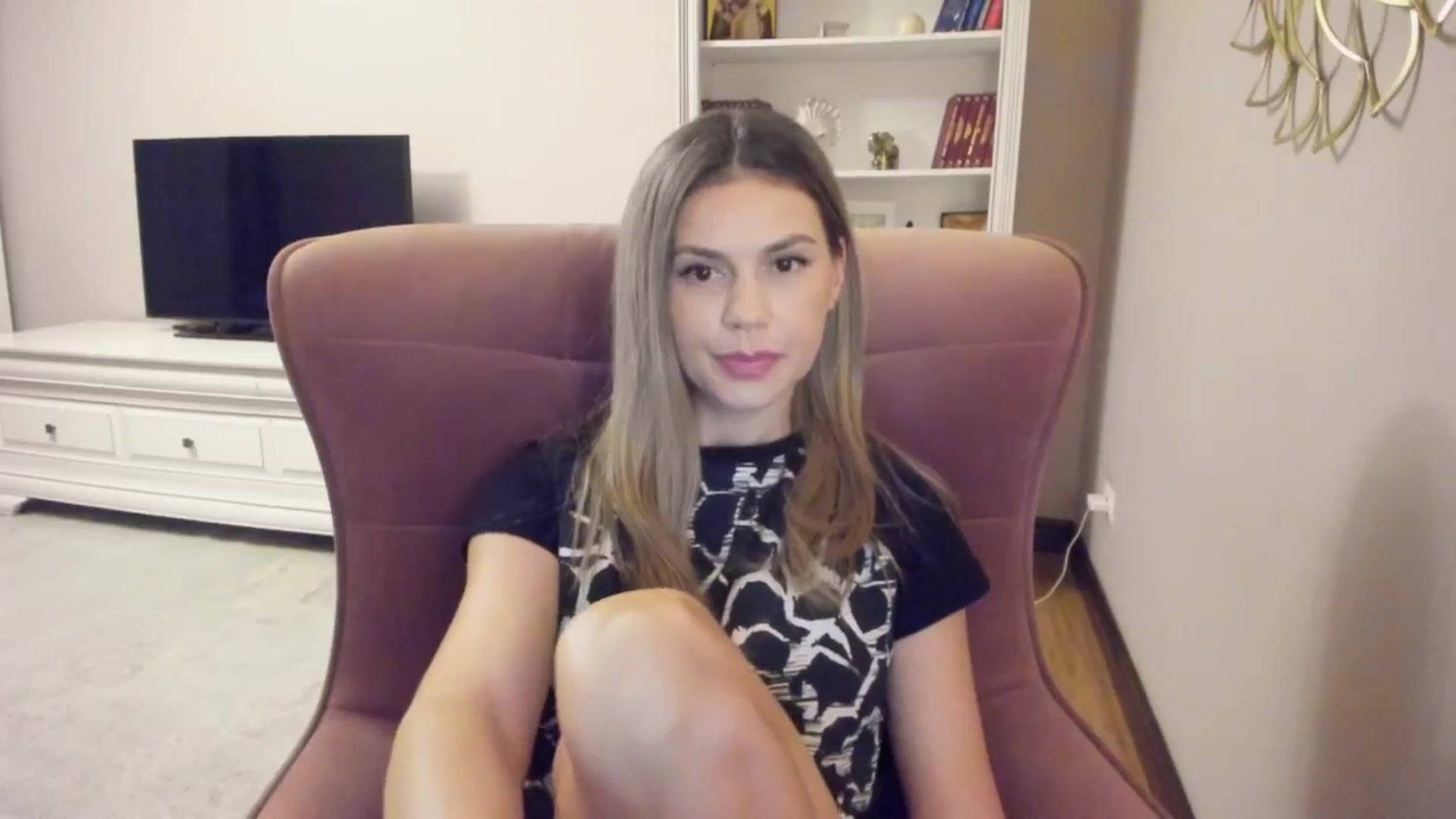 Gallery image thumbnail from IceyGirl's myfreecams stream on, 09/10/2024, 03:26 image 17 of 20