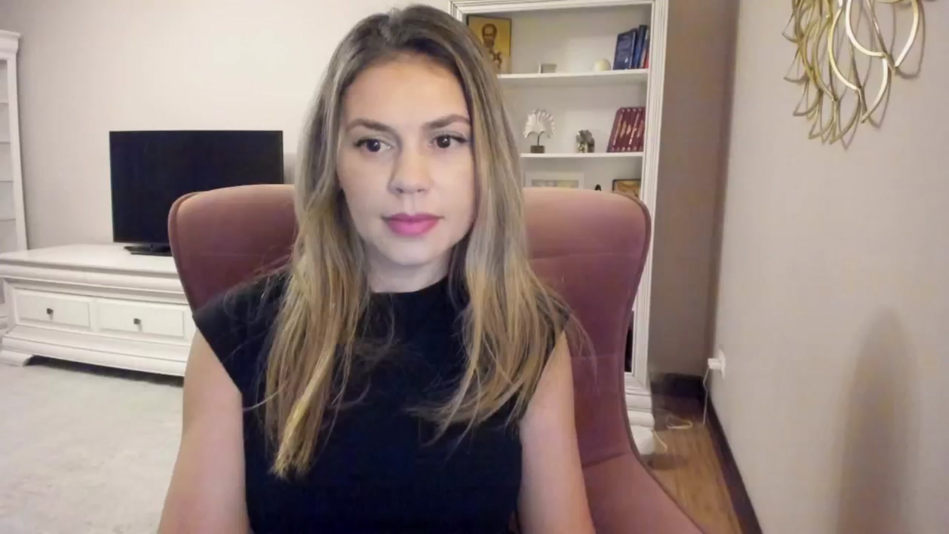 Gallery image thumbnail from IceyGirl's myfreecams stream on, 09/11/2024, 03:55 image 6 of 20
