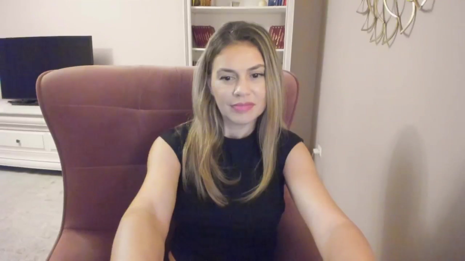 Gallery image thumbnail from IceyGirl's myfreecams stream on, 09/11/2024, 03:55 image 14 of 20