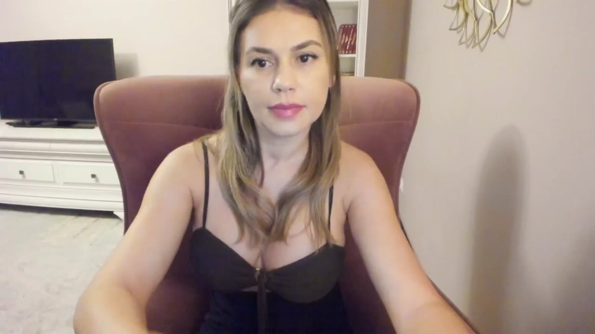 Gallery image thumbnail from IceyGirl's myfreecams stream on, 09/19/2024, 03:53 image 16 of 20