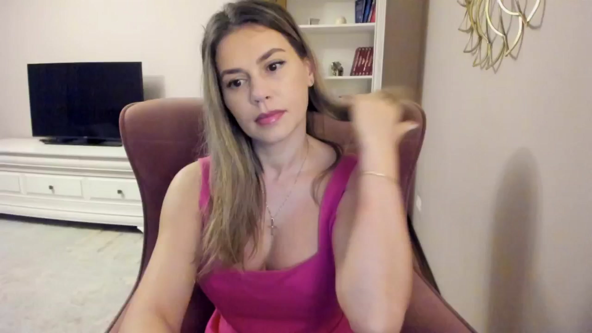 Gallery image thumbnail from IceyGirl's myfreecams stream on, 09/20/2024, 03:46 image 1 of 20