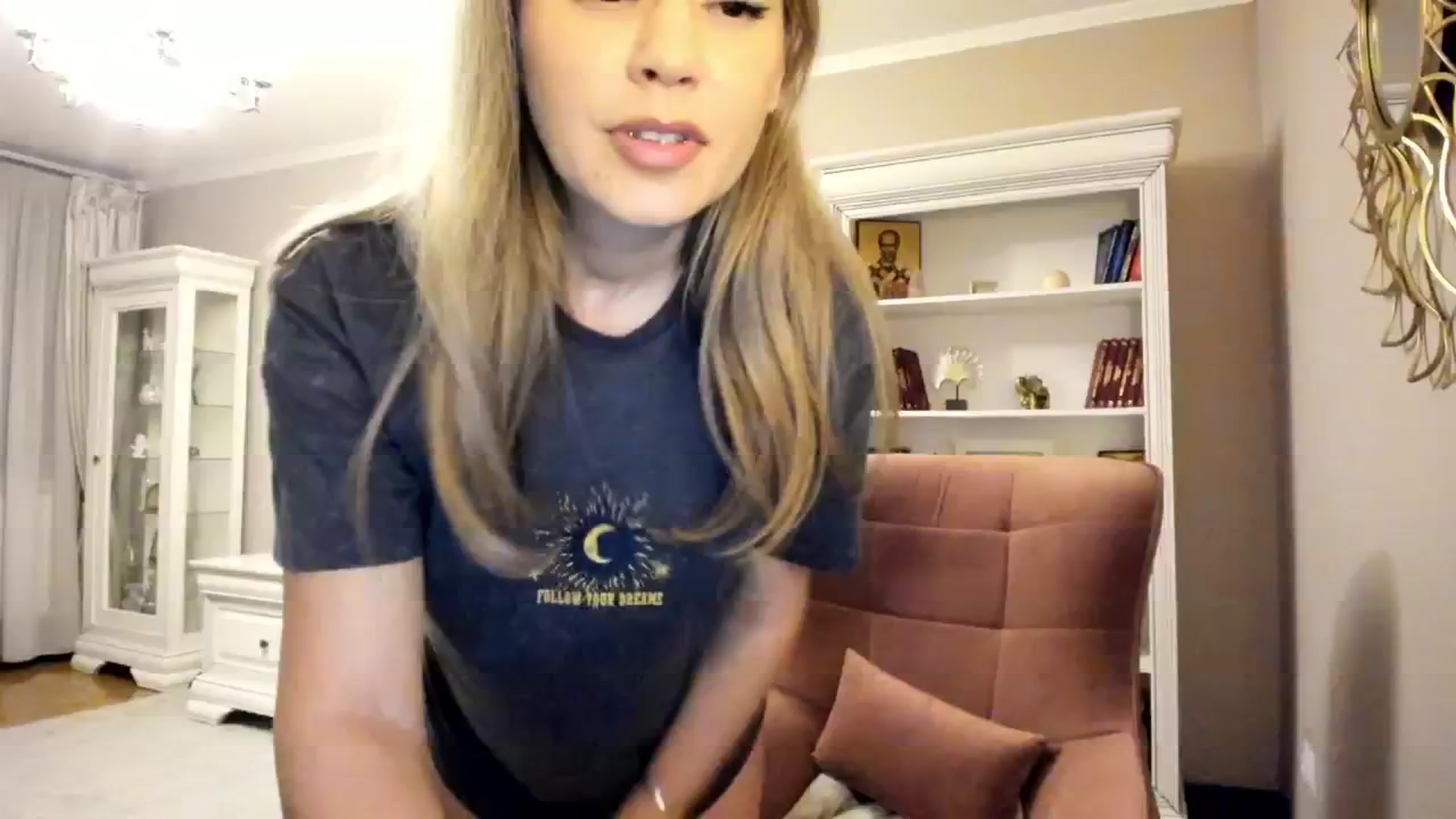 Gallery image thumbnail from IceyGirl's myfreecams stream on, 10/05/2024, 23:39 image 4 of 20