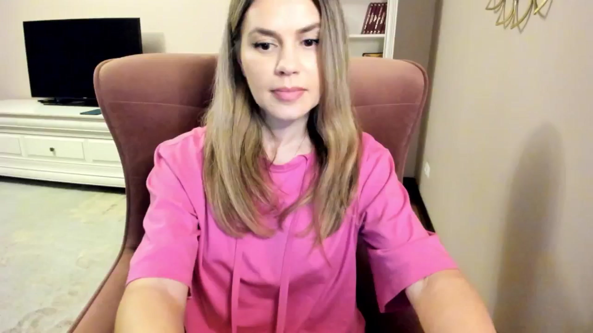 Gallery image thumbnail from IceyGirl's myfreecams stream on, 10/10/2024, 23:08 image 15 of 20