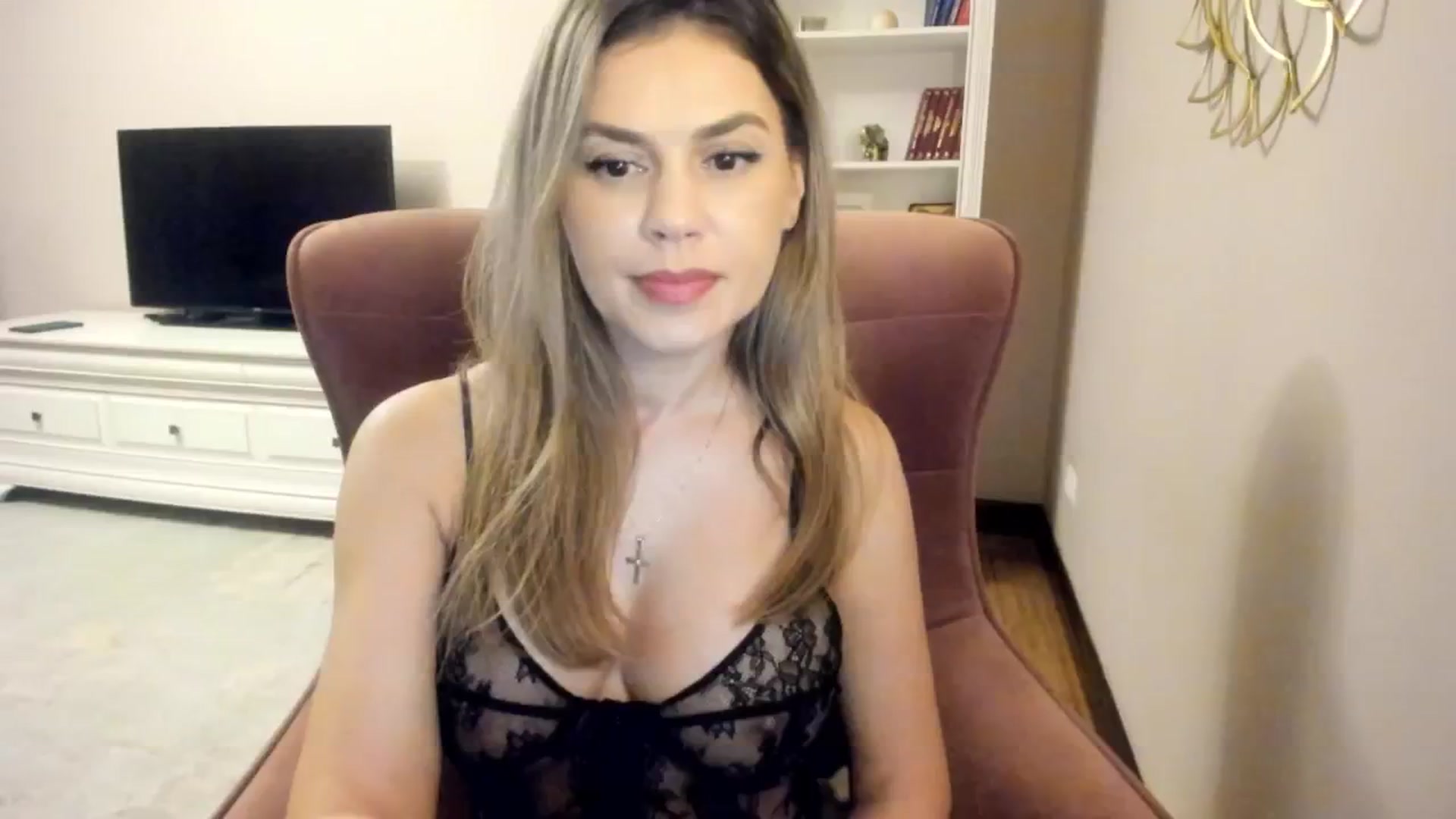 Gallery image thumbnail from IceyGirl's myfreecams stream on, 10/12/2024, 23:39 image 9 of 20