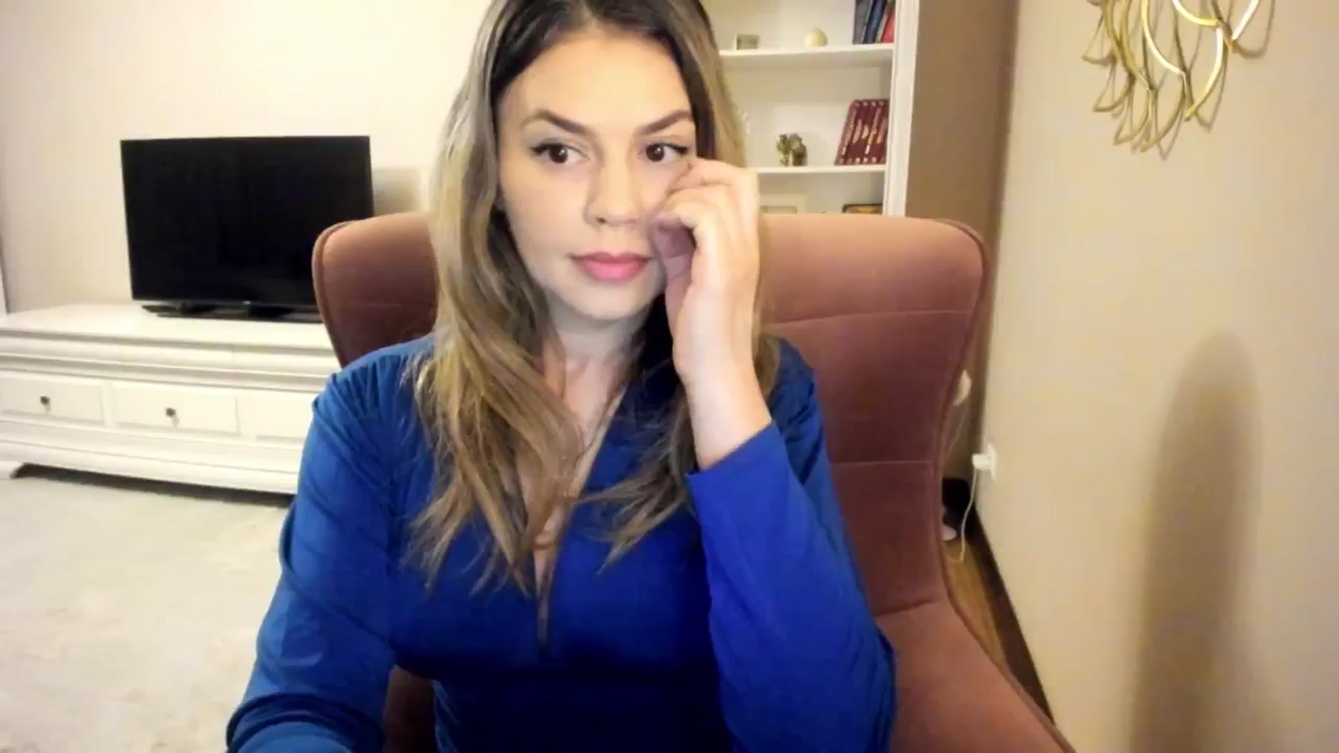 Gallery image thumbnail from IceyGirl's myfreecams stream on, 10/16/2024, 02:11 image 2 of 20