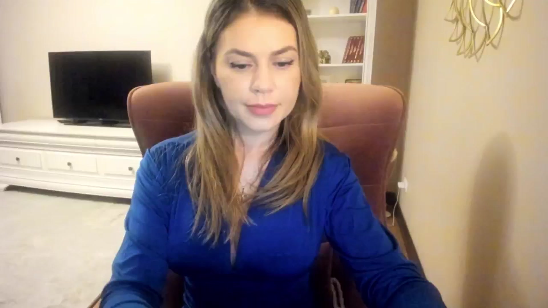Gallery image thumbnail from IceyGirl's myfreecams stream on, 10/16/2024, 02:11 image 17 of 20