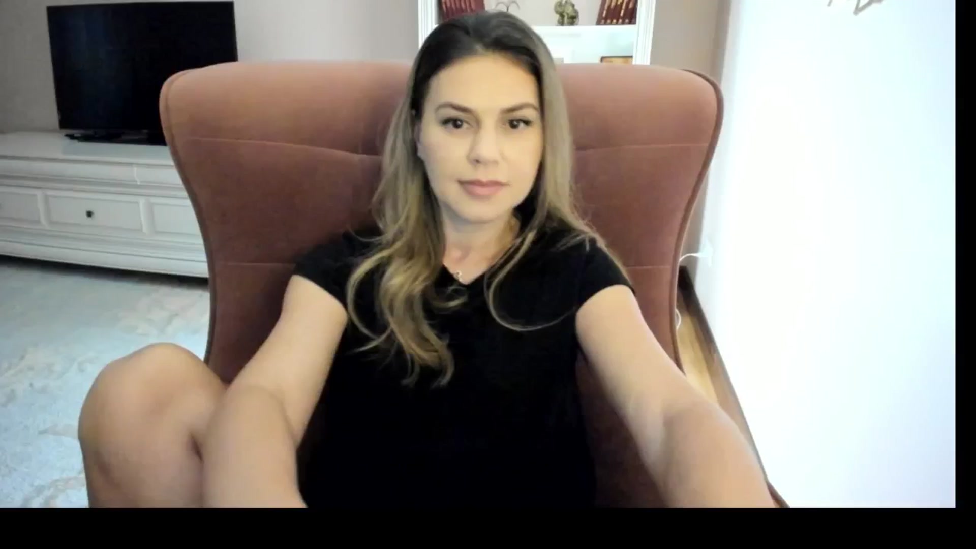 Gallery image thumbnail from IceyGirl's myfreecams stream on, 10/27/2024, 04:59 image 13 of 20