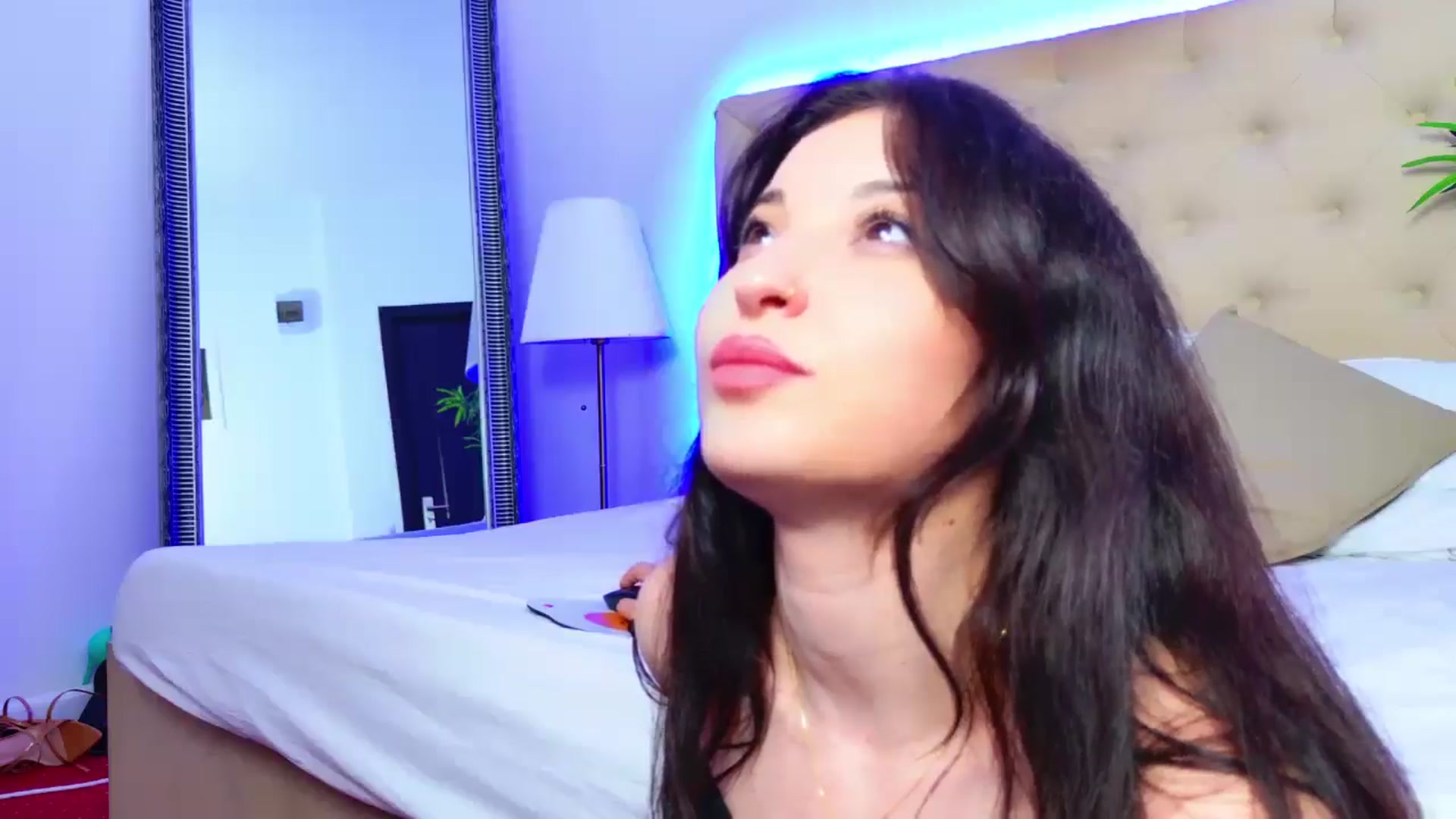 Gallery image thumbnail from IchTahira's myfreecams stream on, 05/30/2025, 09:06 image 16 of 20