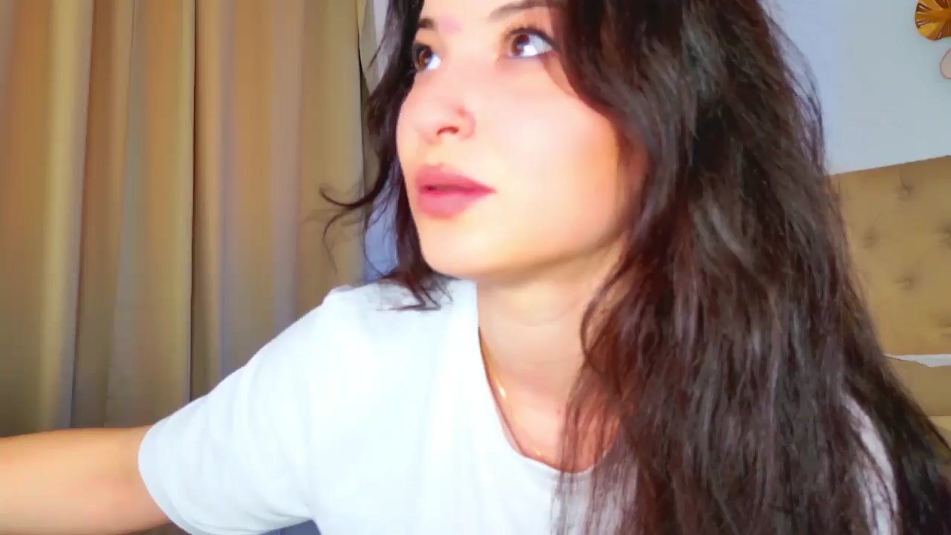 Gallery image thumbnail from IchTahira's myfreecams stream on, 06/02/2025, 10:58 image 19 of 20