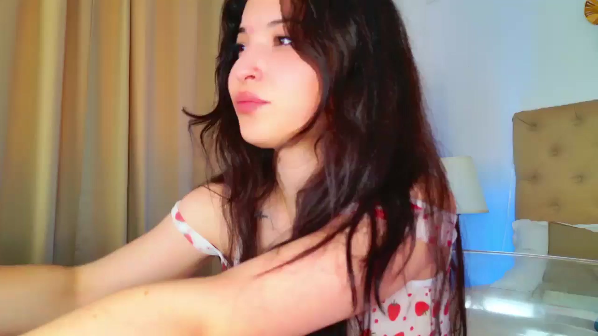 Gallery image thumbnail from IchTahira's myfreecams stream on, 06/02/2025, 10:58 image 16 of 20