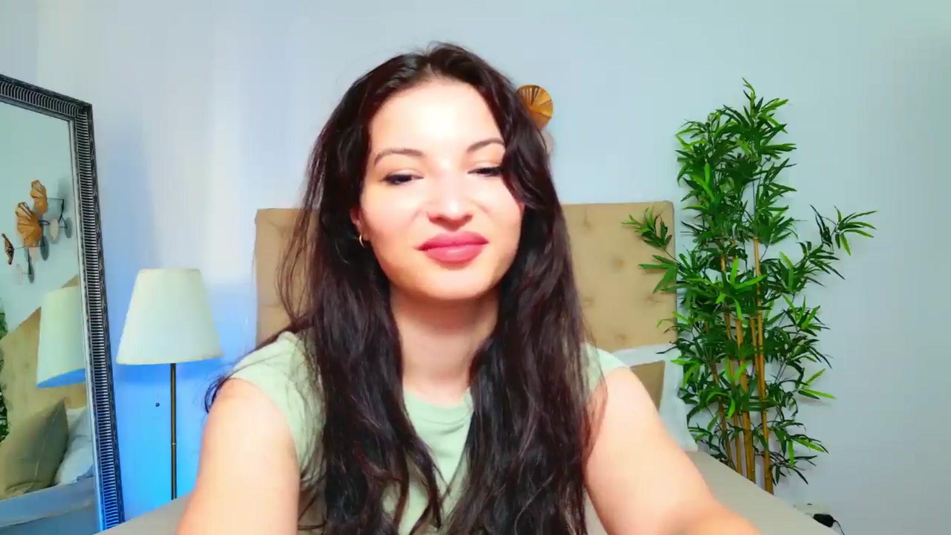 Gallery image thumbnail from IchTahira's myfreecams stream on, 06/06/2025, 09:18 image 9 of 20