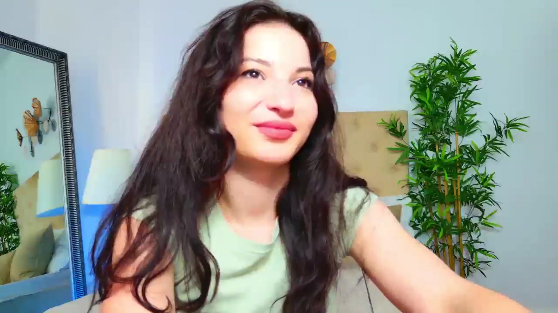 Gallery image thumbnail from IchTahira's myfreecams stream on, 06/06/2025, 09:18 image 16 of 20