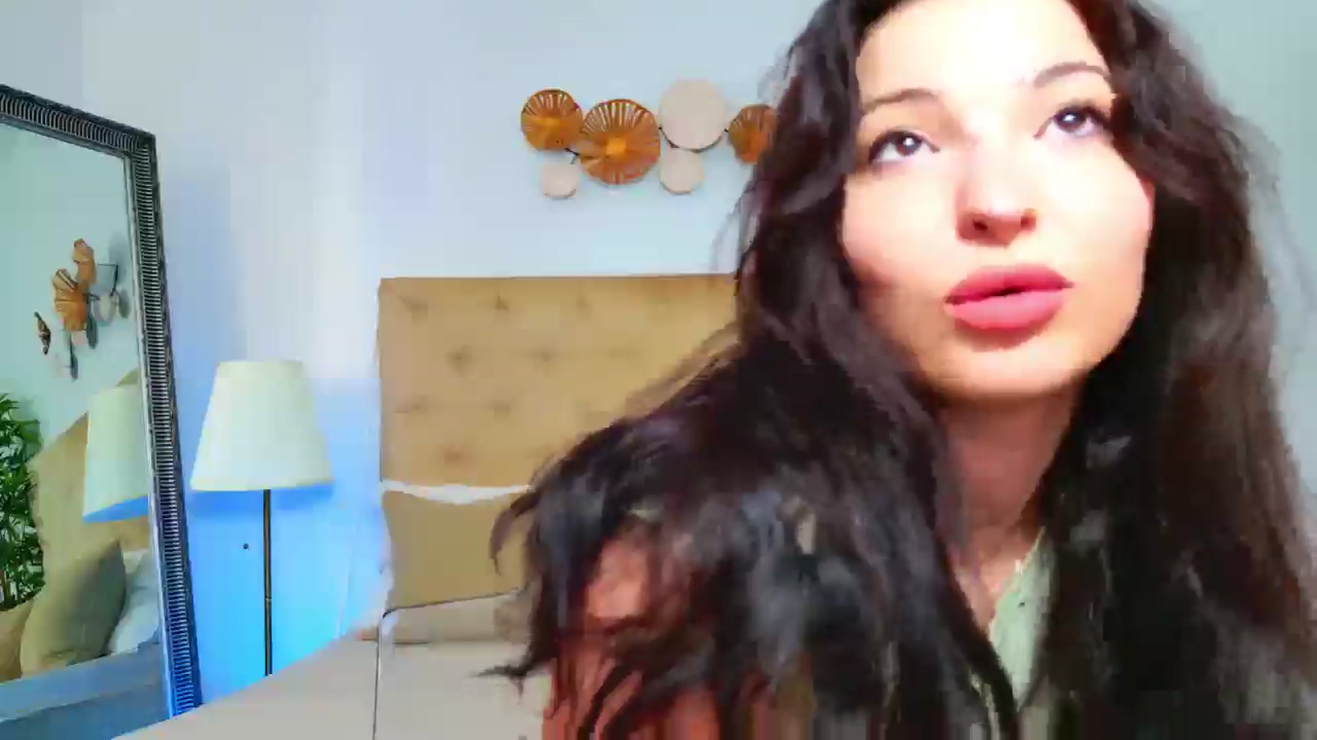 Gallery image thumbnail from IchTahira's myfreecams stream on, 06/06/2025, 09:18 image 14 of 20
