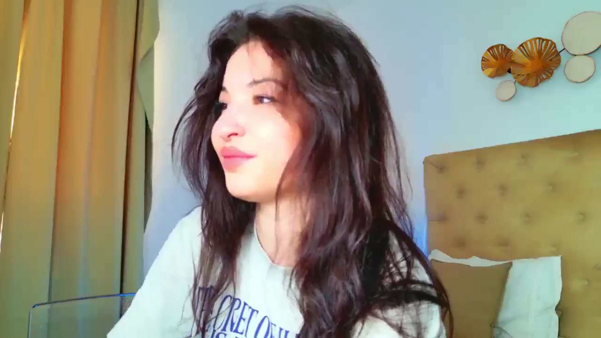Gallery image thumbnail from IchTahira's myfreecams stream on, 06/08/2025, 05:44 image 11 of 20