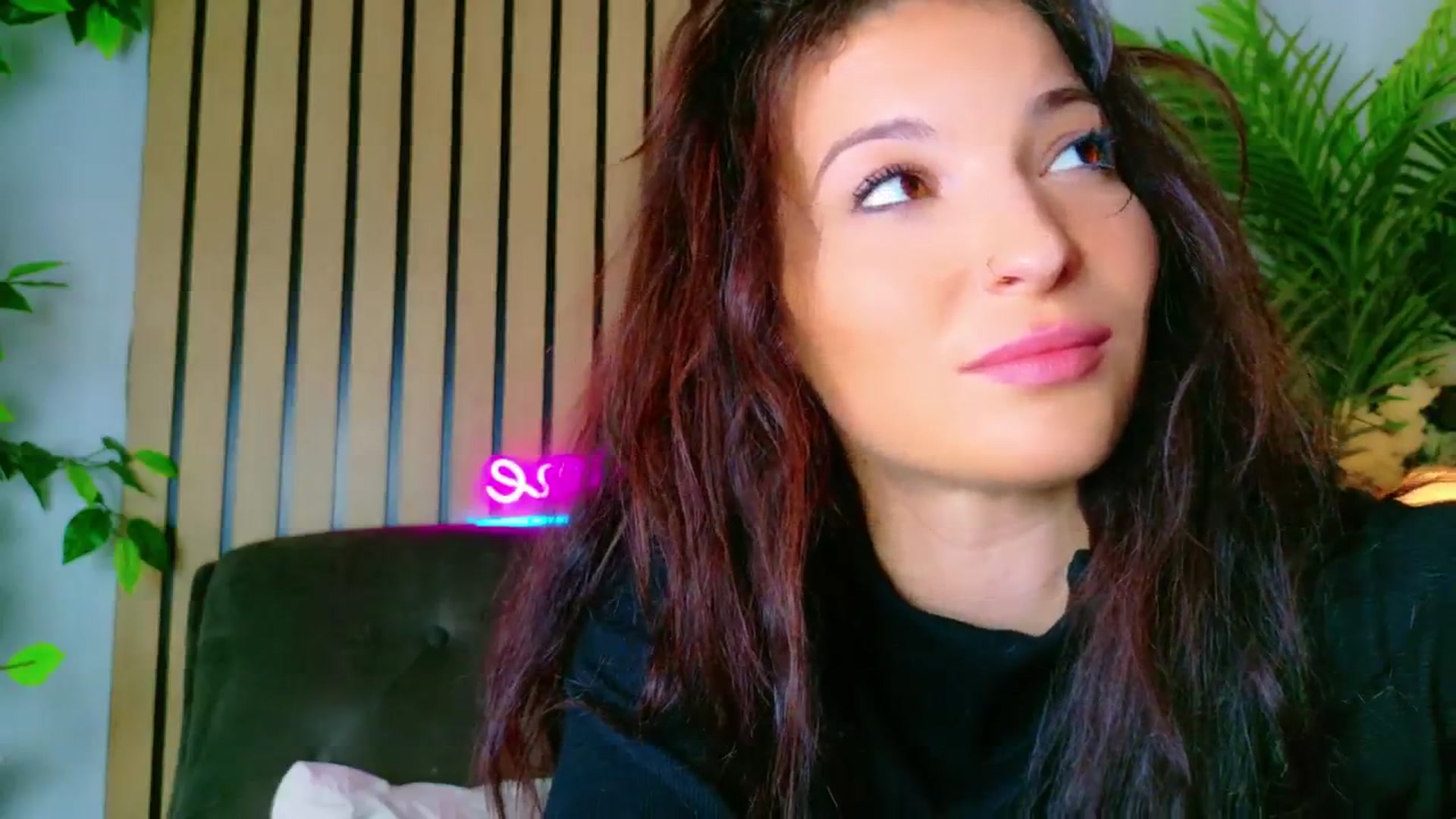 Gallery image thumbnail from IchTahira's myfreecams stream on, 08/29/2025, 10:11 image 12 of 20