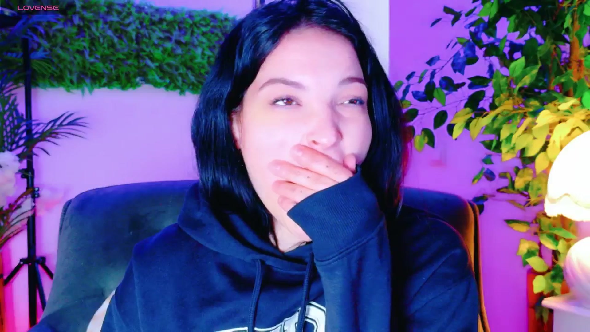 Gallery image thumbnail from IchTahira's myfreecams stream on, 12/15/2025, 10:54 image 15 of 20