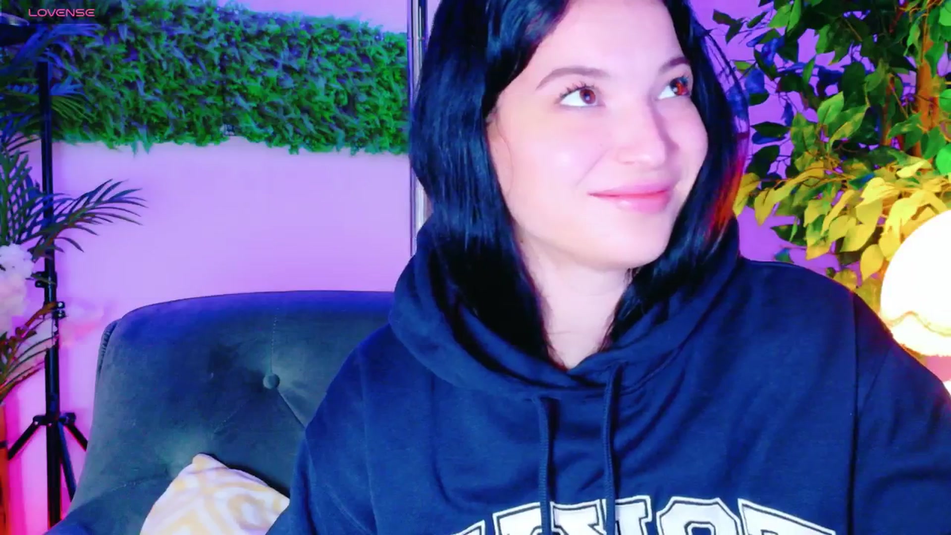 Gallery image thumbnail from IchTahira's myfreecams stream on, 12/15/2025, 10:54 image 13 of 20