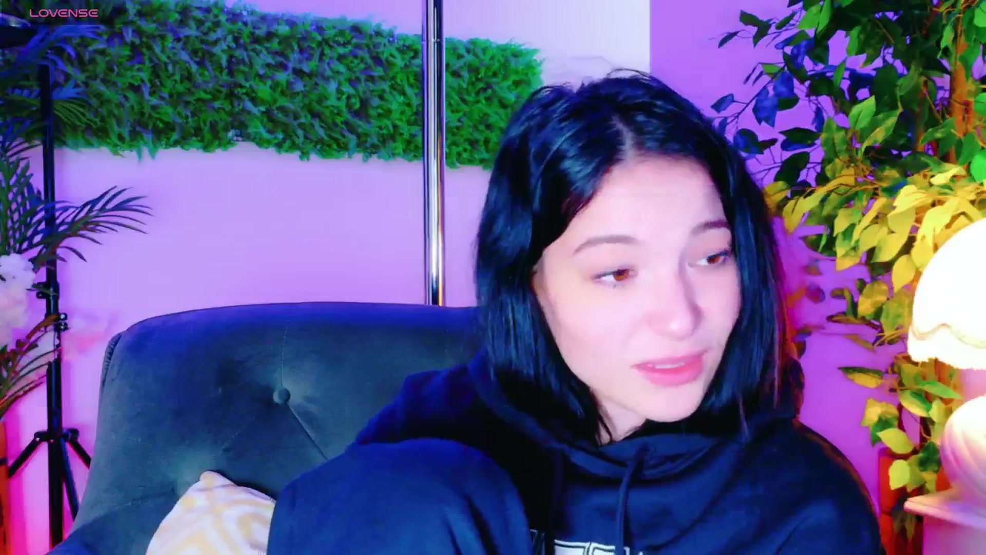 Gallery image thumbnail from IchTahira's myfreecams stream on, 12/15/2025, 10:54 image 17 of 20